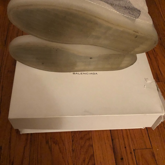 Men’s Sneaker - Picture 4 of 4